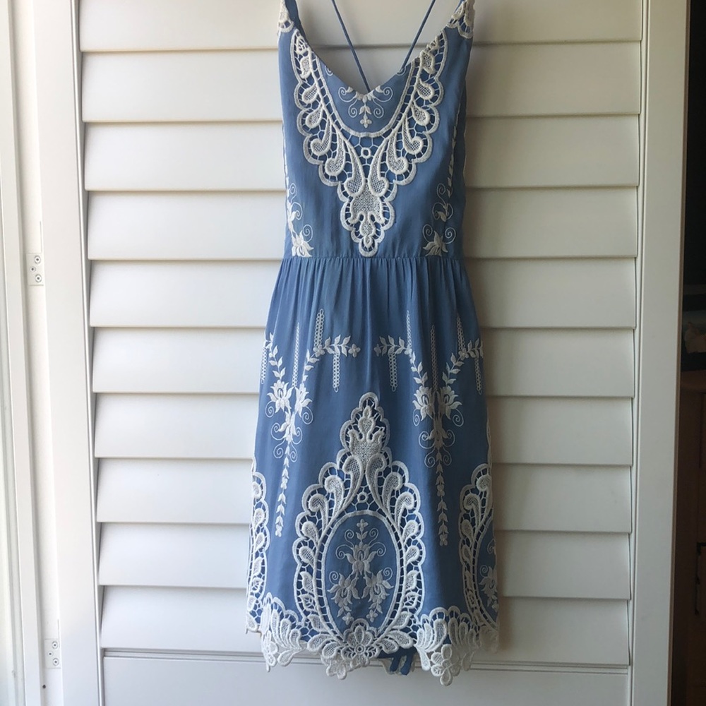 Dolce Vita Lace Backless Dress